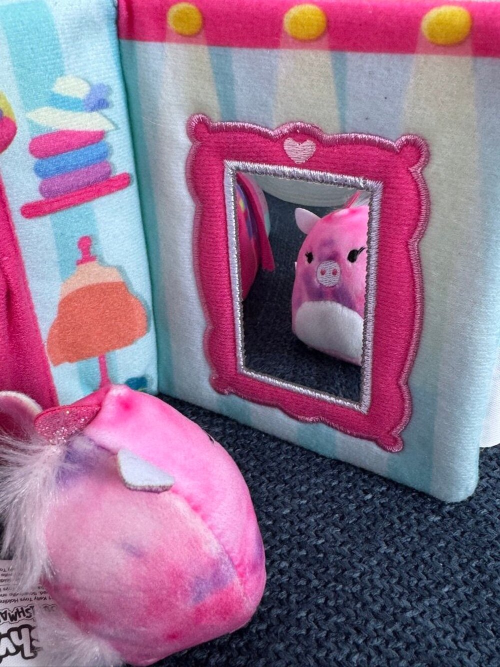 Squishville BEAUTIQUE 2-pc Plush Playset Mini 2" Lola Unicorn Squishmallows